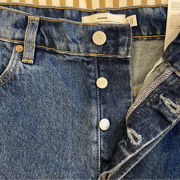 NWT & Other Stories Denim Shorts - Picture 2 of 7